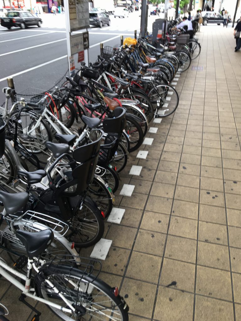 Wanna be cool? Be like the Danes! Ride a bike!
